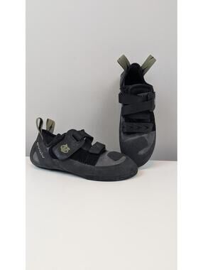 Barely used - EVOLV Kronos Climbing Shoes in Black/Olive Size UK 7 EU 41 US 8